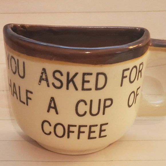 HARD ROCK CAFE JAMAICA SOUVENIR MUG "YOU ASKED FOR HALF OF CUP" - Picture 2 of 3